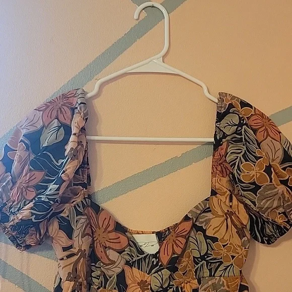 Dee Dee Floral Puff Sleeve Dress, Size Large - Picture 4 of 5